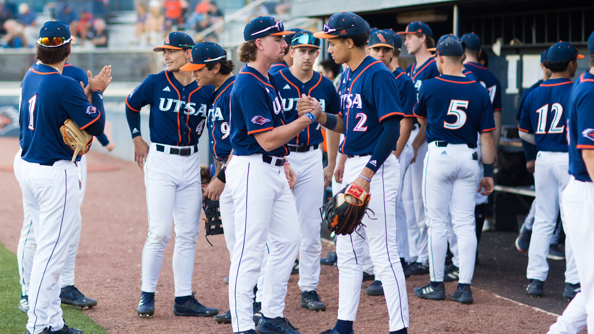 Miller and Valdez named to ABCA/Rawlings All-Region Team - UTSA