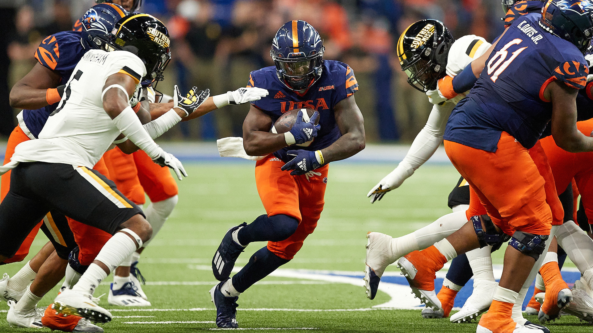 McCormick named AP All-American McCormick named AP All-American