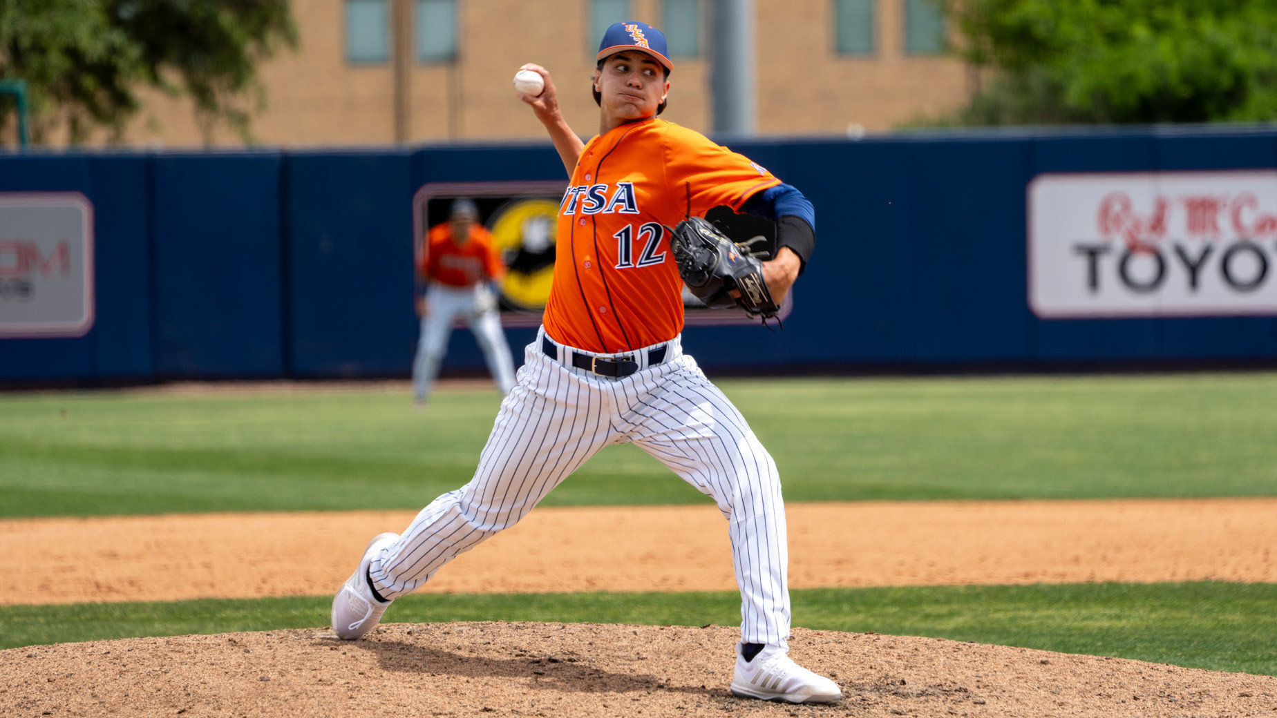 UTSA secures third AAC series in 131 runrule victory over Charlotte