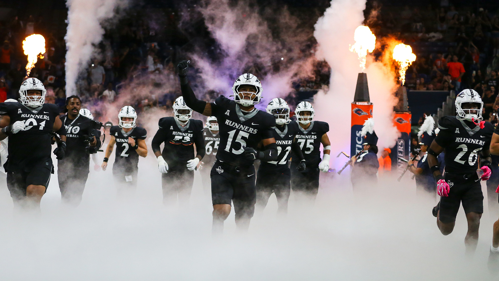 UTSA football team takes the field