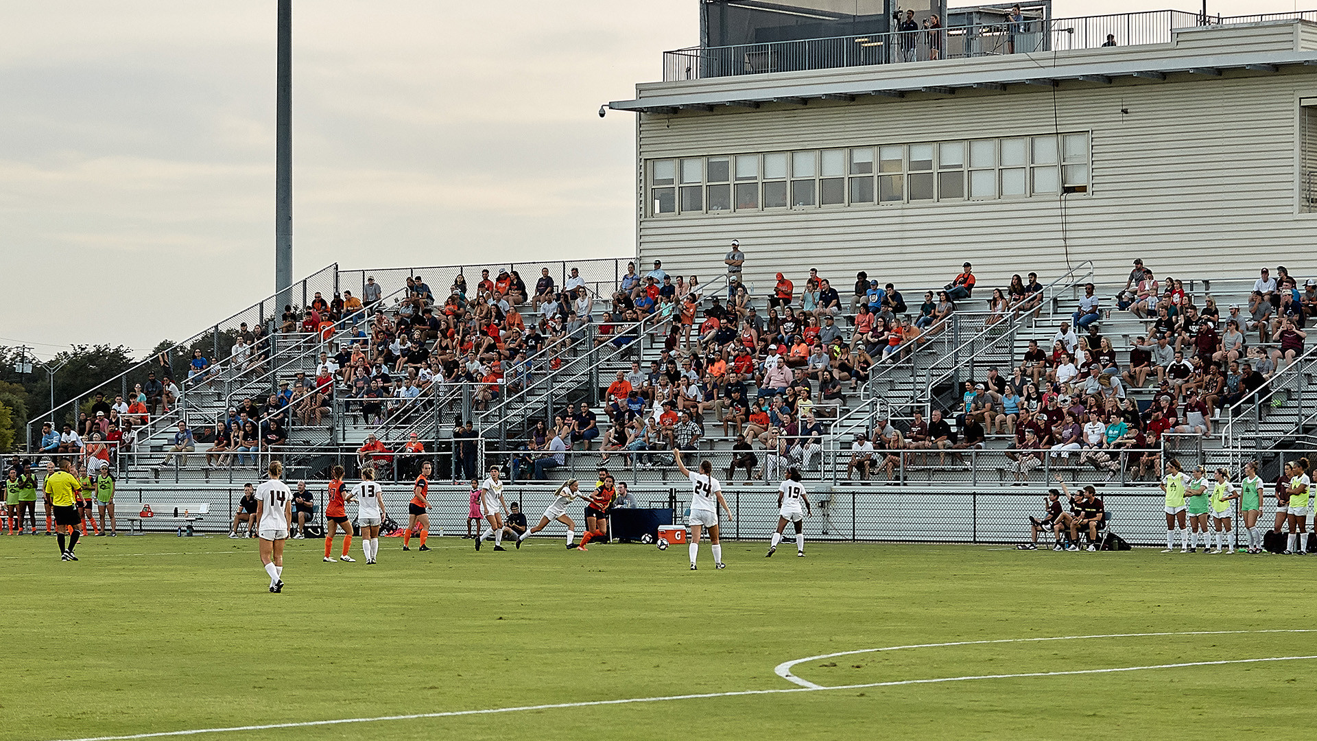 Dade, Alvarez, Hillyer on American Preseason Soccer Watch List – UTSA Athletics