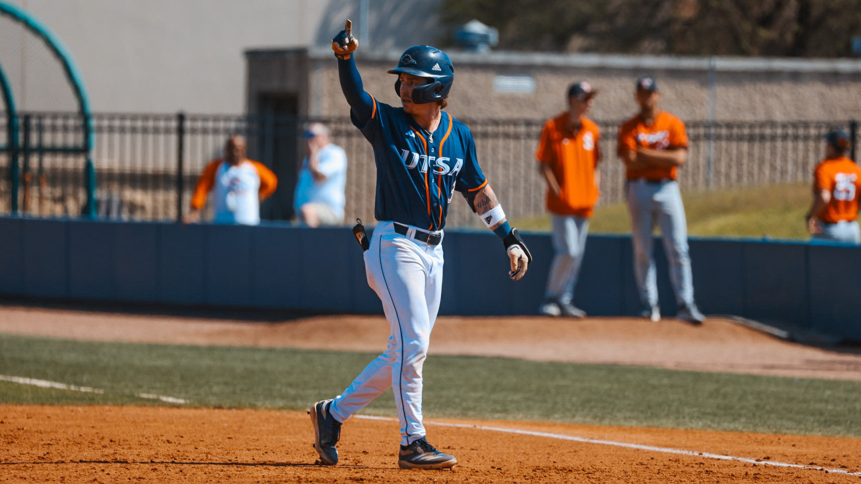 Utsfa UTSA completes the sweep against Youngstown State - UTSA Athletics ...