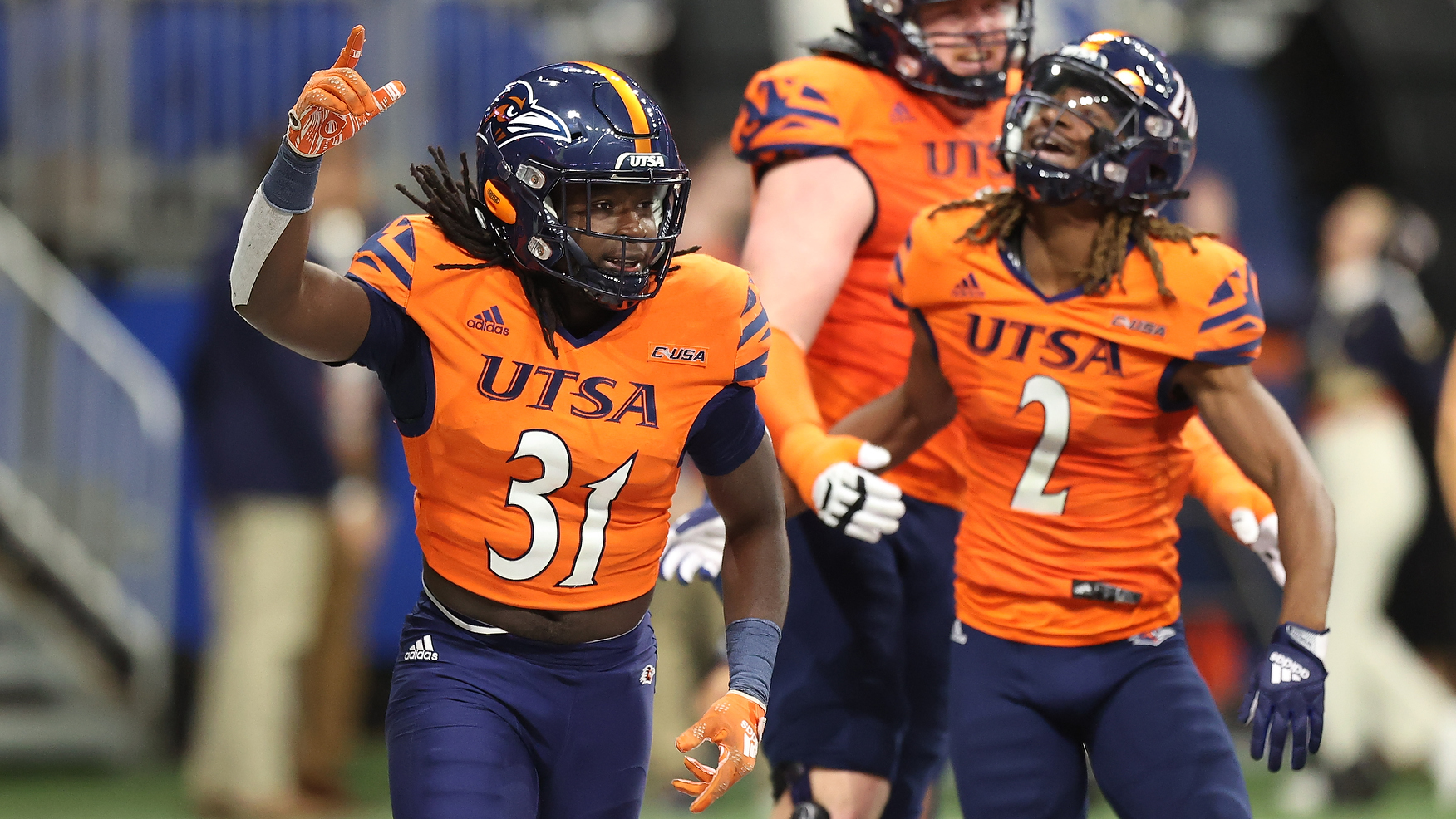 Utsa football deals roster