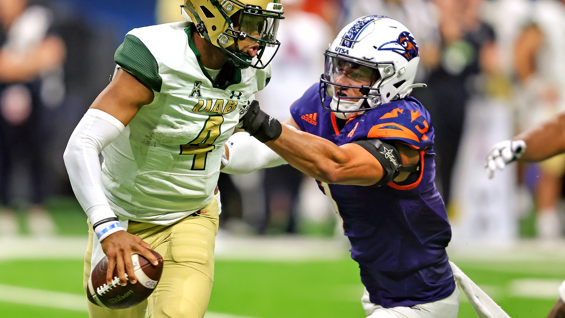 Moore earns second AAC weekly award of season - UTSA Athletics ...