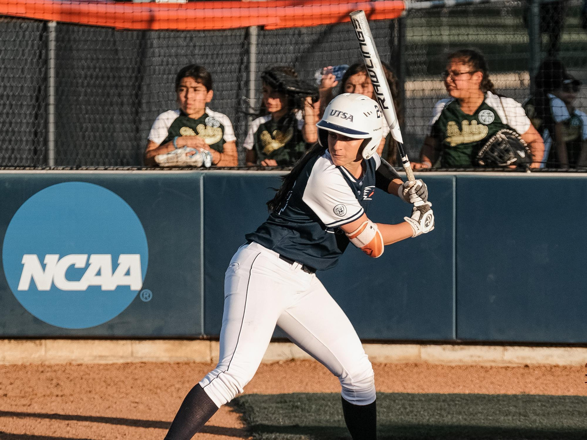 UAB Softball Splits Saturday Doubleheader with FAU - UAB Athletics