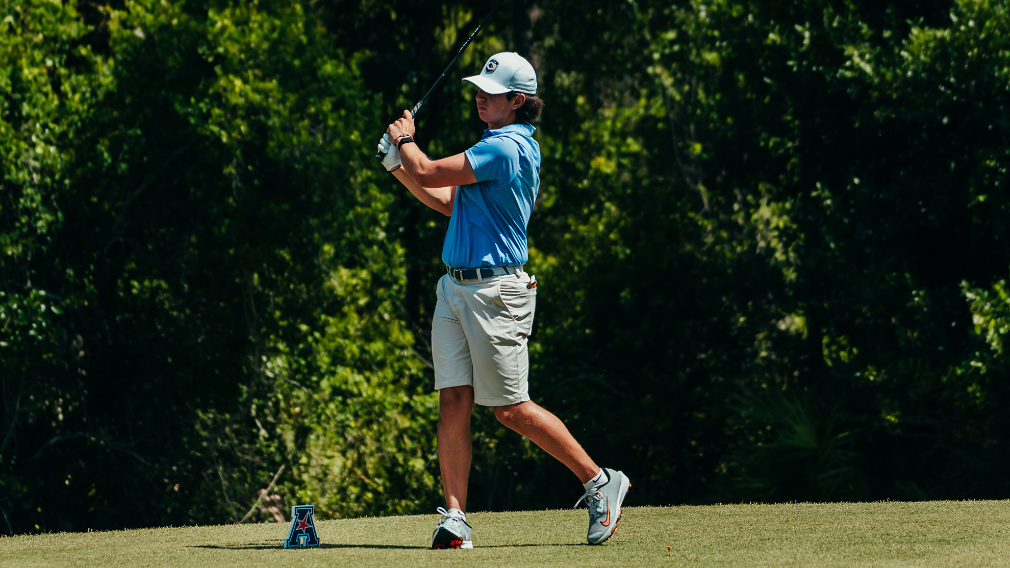 Solorza paces Roadrunners in round one of American Conference Championship
