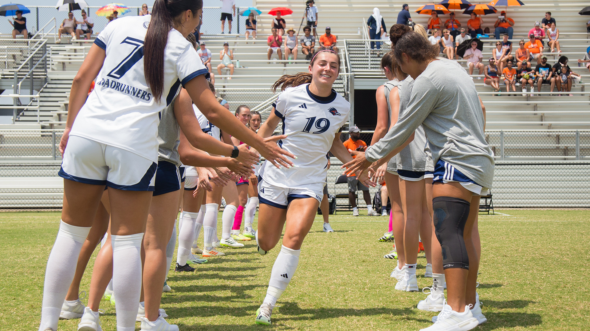 Soccer Heads To Texas For Two Game Road Stretch - Southern Utah University  Athletics
