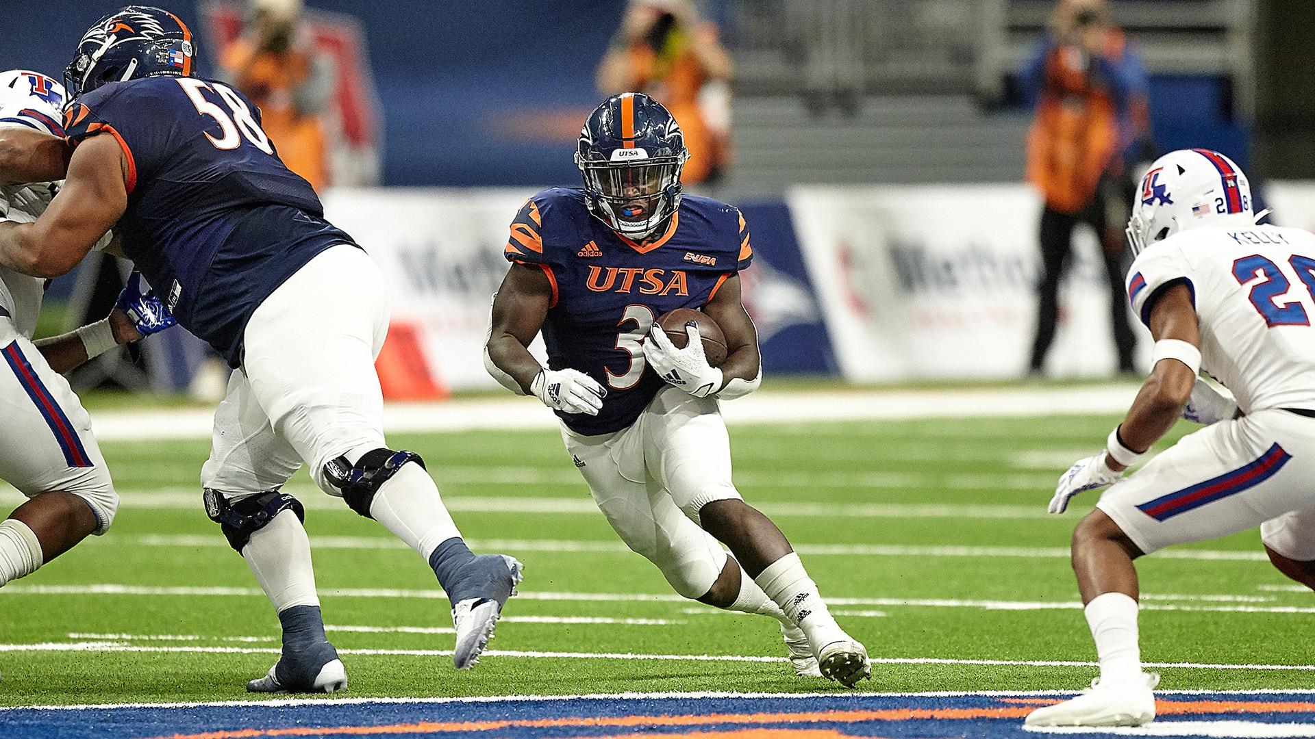 Sincere McCormick Running Back UTSA  NFL Draft Profile & Scouting Report