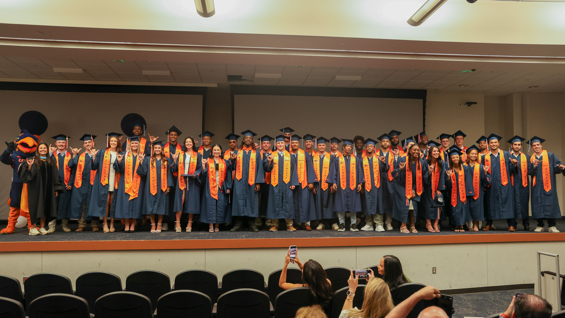 UTSA honors 45 student-athlete graduates