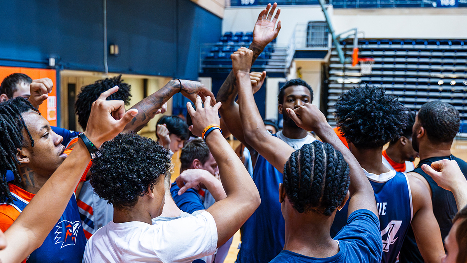 男子バスケットボール、2024-25シーズンにUSCでのエキシビションを追加 – UTSA Athletics